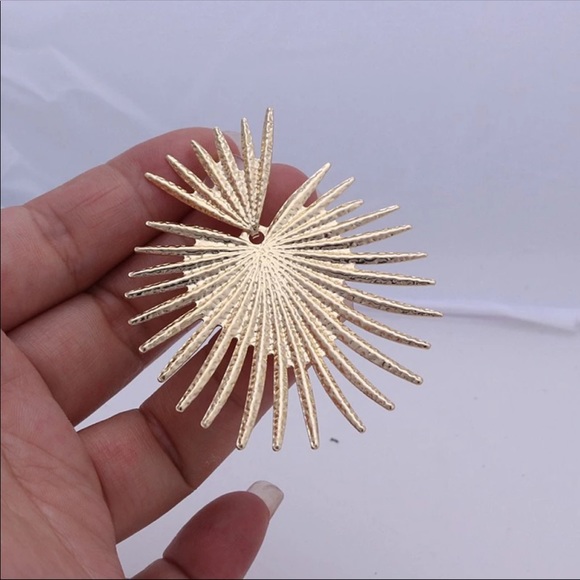 New Geoemtric Irregular Drop Earrings for Women - Picture 2 of 3